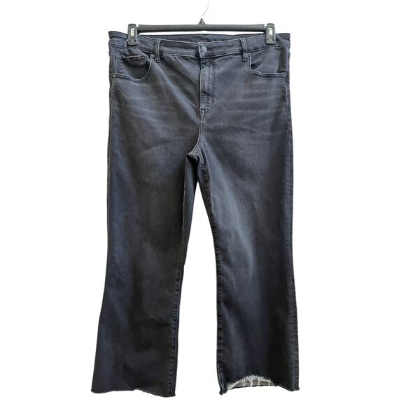 American Eagle Next Level Stretch Black Wash Kick Boot Crop Jean Plus Size 18R - Picture 4 of 12